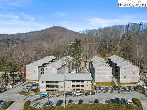229 E King St #50, Boone, NC 28607