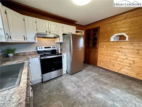 265 Wildcat Rd, Deep Gap, NC 28618 photo 18