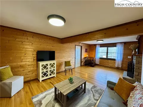 265 Wildcat Rd, Deep Gap, NC 28618 photo 13