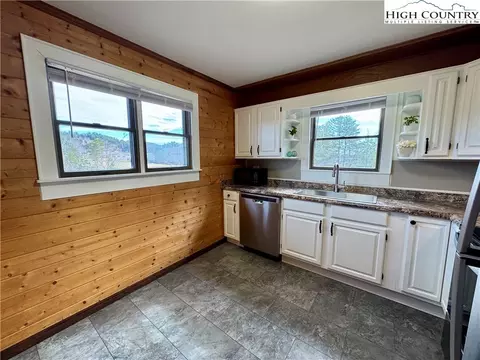 265 Wildcat Rd, Deep Gap, NC 28618 photo 14