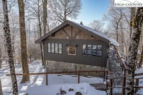 1404 Beech Mountain Pkwy, Beech Mountain, NC 28604