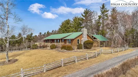 789 Thistle Hill Ln, Jefferson, NC 28640