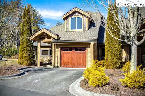 132 Bear Cub Ln #132, Banner Elk, NC 28604