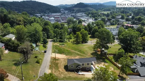 lot5 Gambill St, West Jefferson, NC 28694