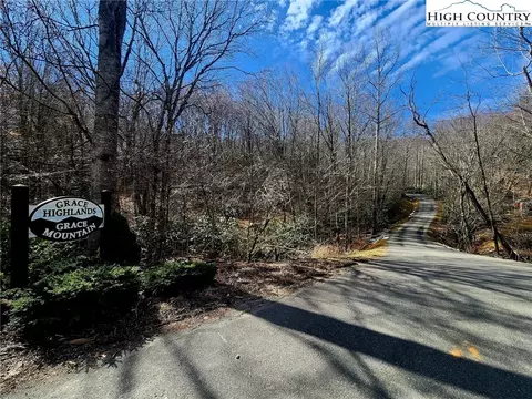 8 Arborway Drive, Todd, NC 28684 photo 6