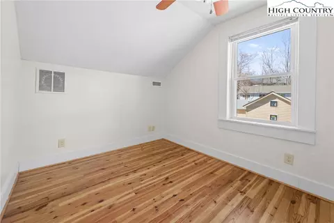 127 North St, Boone, NC 28607 photo 24