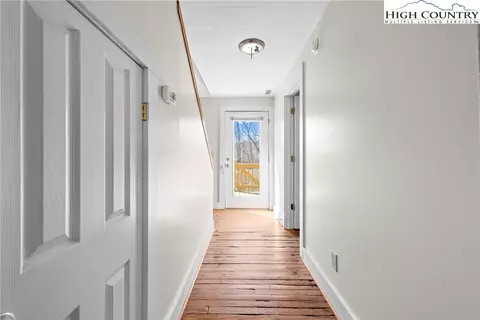 127 North St, Boone, NC 28607 photo 4