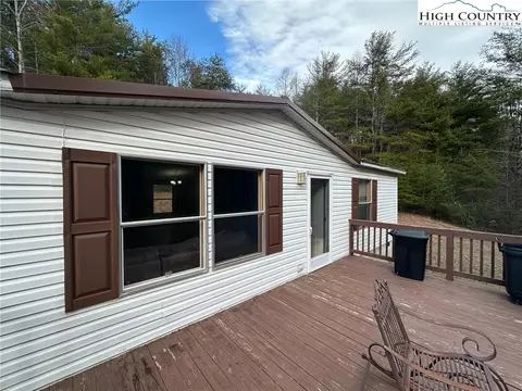 562 Three Creek Ln, Sparta, NC 28675