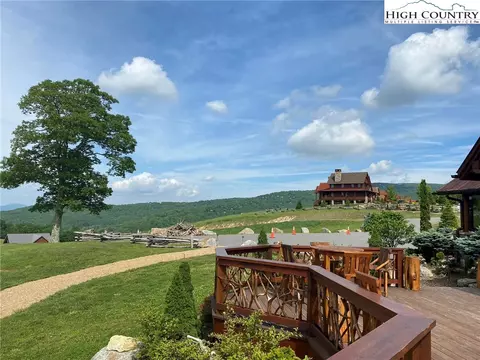 40 Eagle Creek Trl, Banner Elk, NC 28604