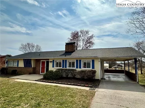 178 Cedar Vly, Hudson, NC 28638
