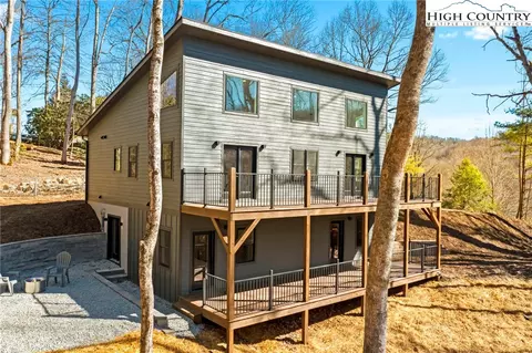 171 Shady Bark Ln, Boone, NC 28607