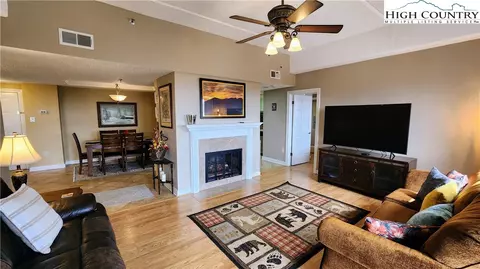 303 Sugar Top Dr #2116, Sugar Mountain, NC 28604