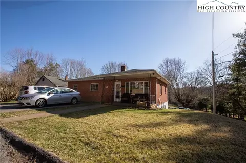 110 Summit St, Boone, NC 28607 photo 22