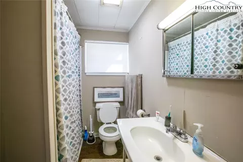 110 Summit St, Boone, NC 28607 photo 18