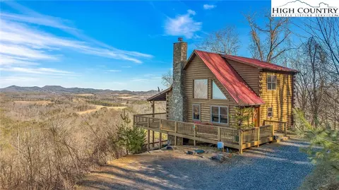455 Round Knob Ridge Ln, West Jefferson, NC 28694