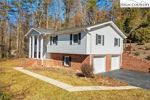 260 Laurel Gap Ridge Rd, Boone, NC 28607