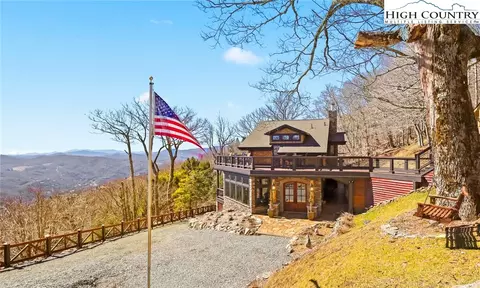 201 Fox Run Rd, Banner Elk, NC 28604