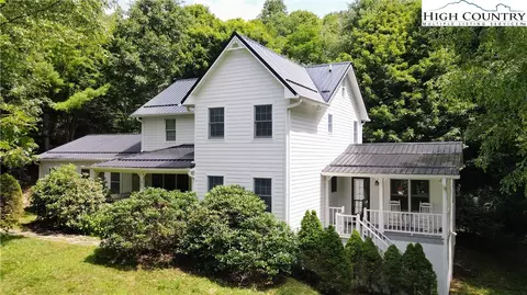 1349 Oliver Hill Rd, Banner Elk, NC 28604