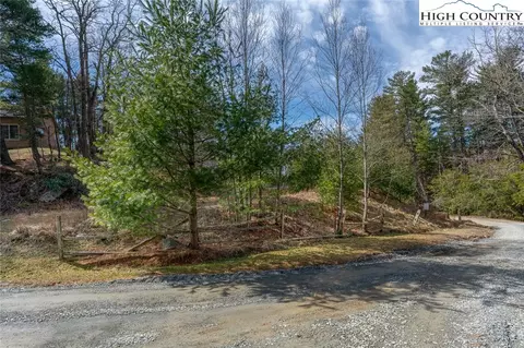 304 Sunrise Cv, Blowing Rock, NC 28605
