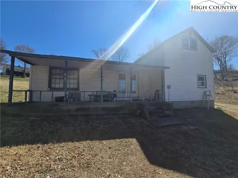 1114 Brickyard Way, Lenoir, NC 28645