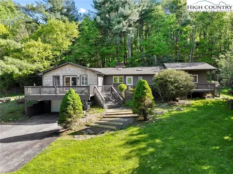 405 Belmont Dr, Boone, NC 28607