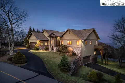 1071 State View Rd, Boone, NC 28607