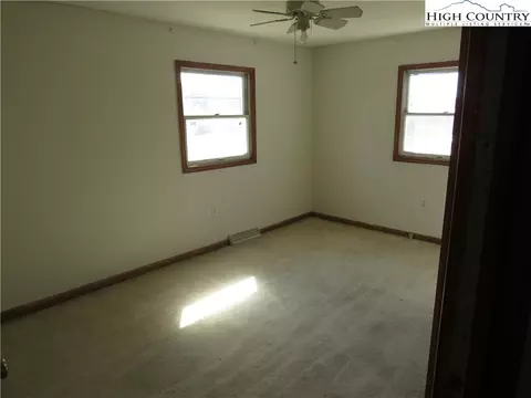 891 Pull Tail Rd, Glade Valley, NC 28627 photo 22