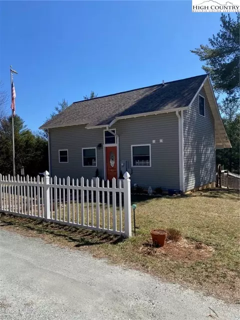 106 Abby Ln, Sparta, NC 28675