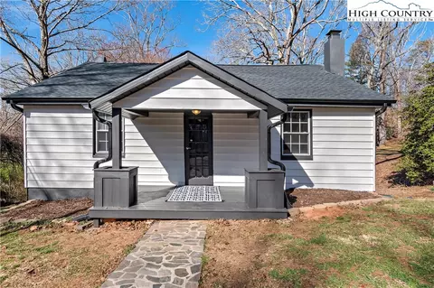 270 Northwood Dr, Elkin, NC 28621