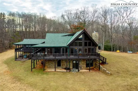 910 Wiley F Gambill Rd, Crumpler, NC 28617