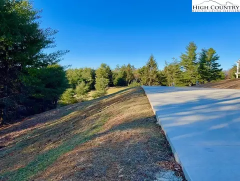 175 Gleneagle West Dr, Roaring Gap, NC 28668 photo 6