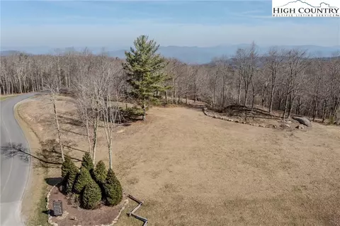 74 Eagles Nest Trail, Banner Elk, NC 28604
