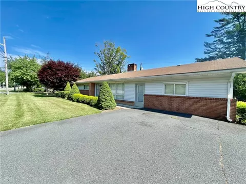 755 Greenway Rd, Boone, NC 28607 photo 3