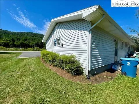755 Greenway Rd, Boone, NC 28607 photo 5