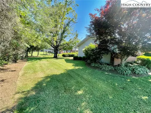755 Greenway Rd, Boone, NC 28607 photo 8
