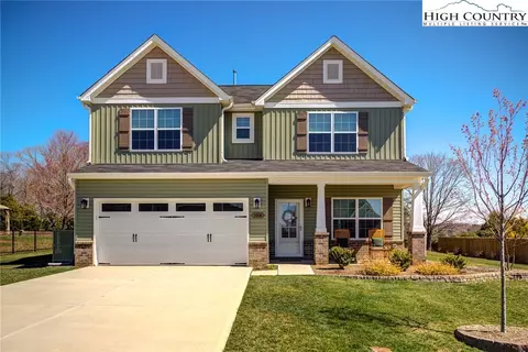 108 Red Maple Way, King, NC 27021