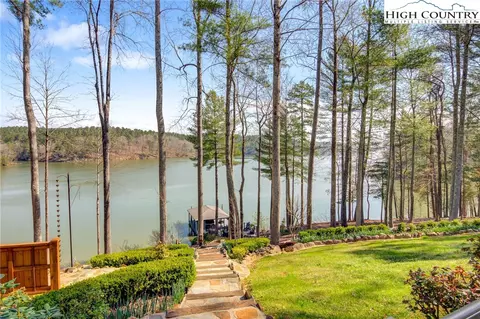 221 Ridge Top Dr, Connelly Springs, NC 28612