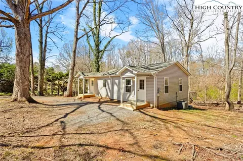 117 Hibriten Mountain Rd, Lenoir, NC 28645