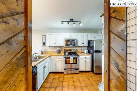 170 Crestview Ln #100-E, Sugar Mountain, NC 28604 photo 14