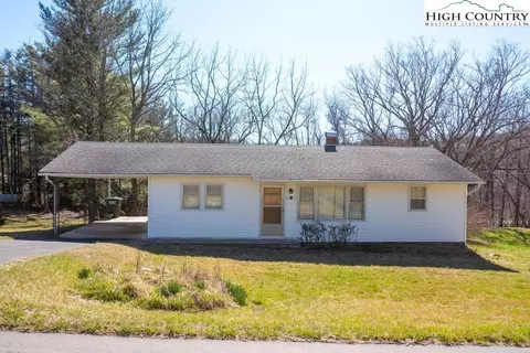 45 Carson Blvd, Sparta, NC 28675