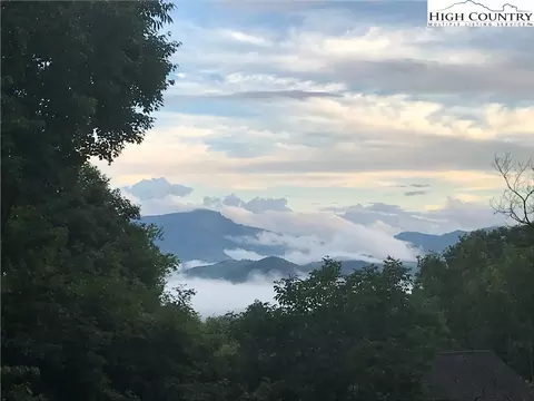 272 Maple Ridge Dr, Boone, NC 28607 photo 40