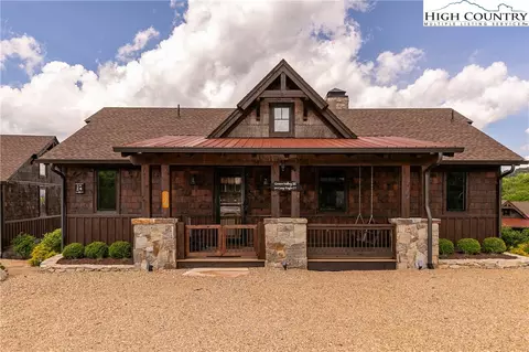 34 Camp Eagle Ct, Banner Elk, NC 28604