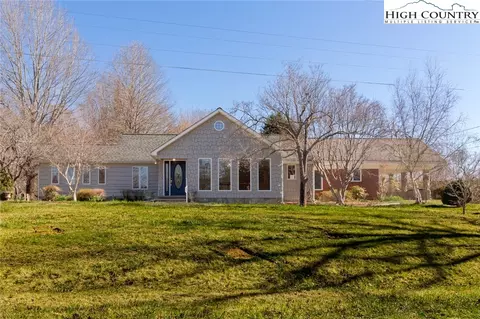 379 Woodhaven Rd, North Wilkesboro, NC 28659