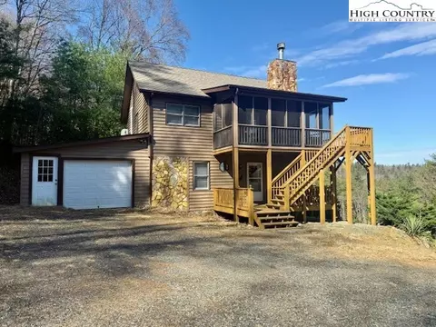 869 Bare Hollow Rd, West Jefferson, NC 28694