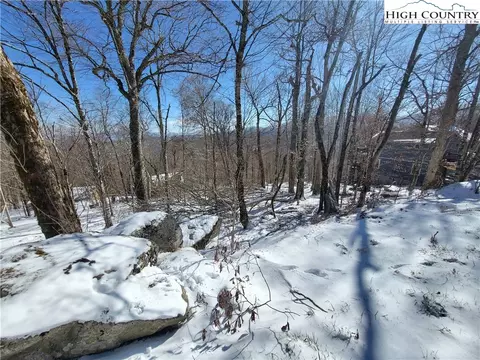 116 Village Rd, Beech Mountain, NC 28604 photo 5