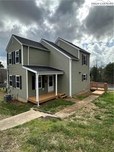 212 N O St, North Wilkesboro, NC 28659