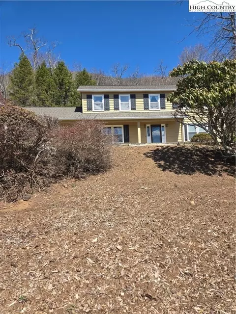 356 Maple Ridge Dr, Boone, NC 28607 photo 3