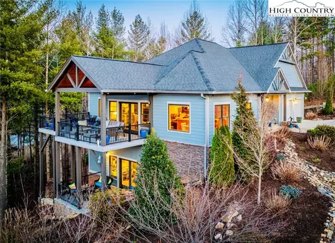 1110 Waterfall Ln, Lenoir, NC 28645