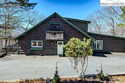 1039 Pinnacle Dr, Boone, NC 28607