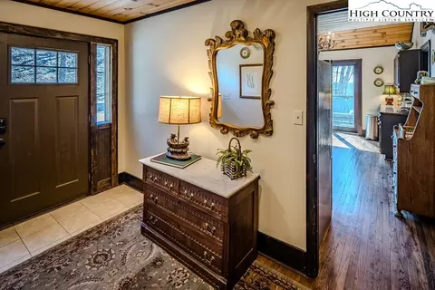 1039 Pinnacle Dr, Boone, NC 28607 photo 3